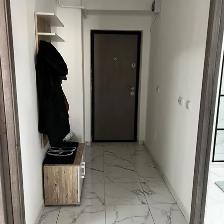 Betty * كرايوفا